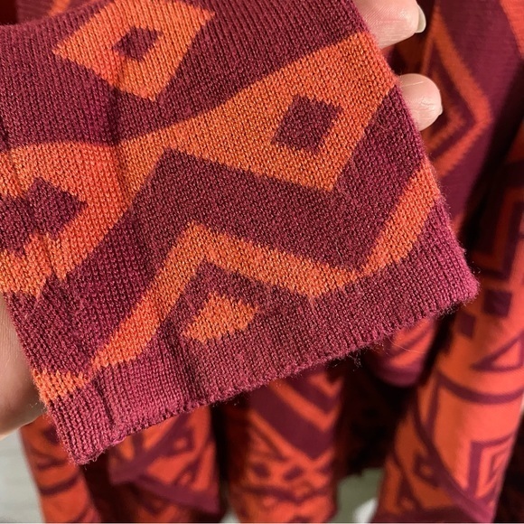 Staring at Stars Tribal Aztec Open Front Waterfall Red Orange Sweater S - Picture 4 of 8